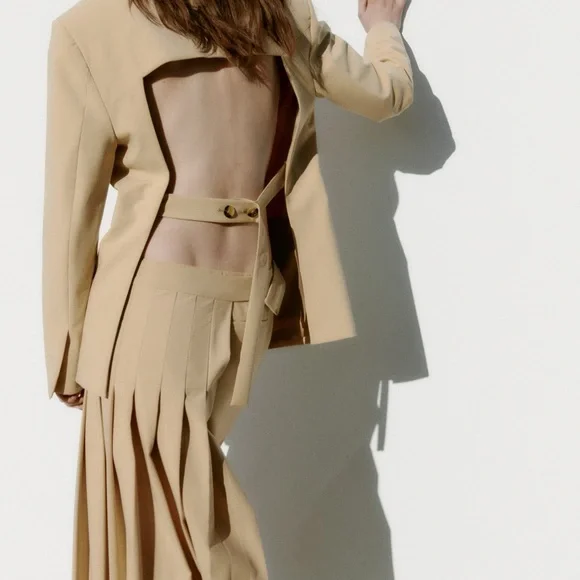 Zara Women's Beige Blazer - Picture 10 of 13